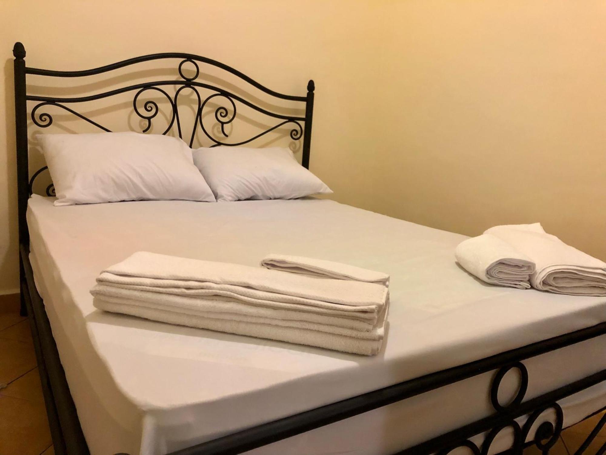 Apartment Traditionnel Et Tres Bien Situe - Wifi & Parking